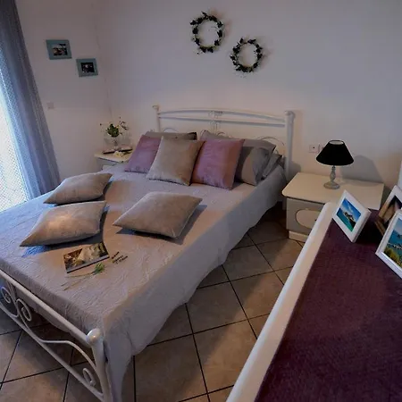 Holiday home Liapades House